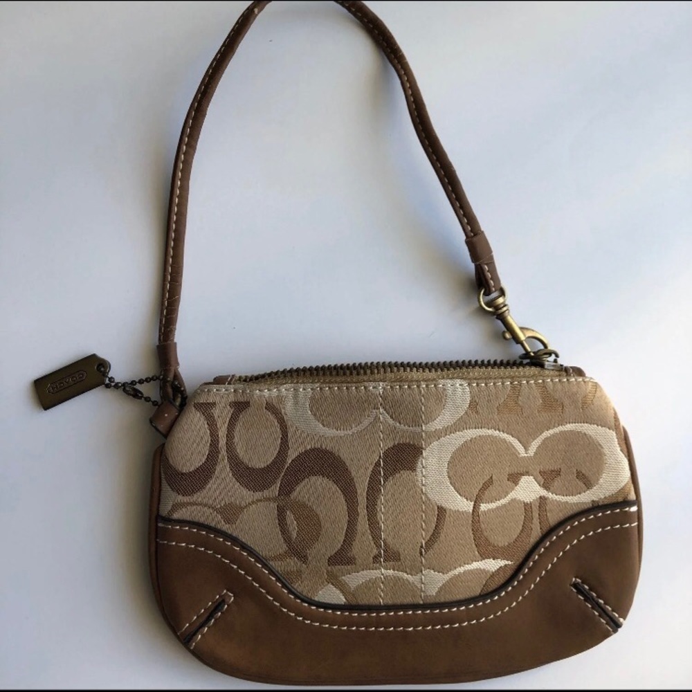 Coach Wristlet - Picture 2 of 6